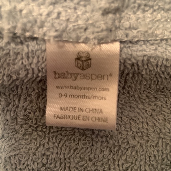 2 Terry Cloth Infant Bath Robes 0-9 months - Picture 3 of 6